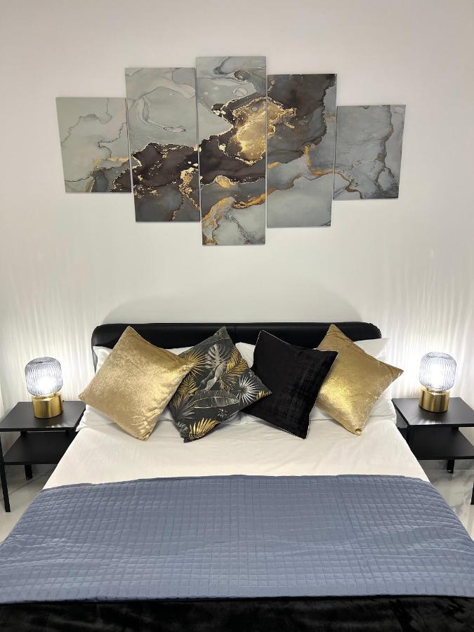 Fellini Aparthotel
